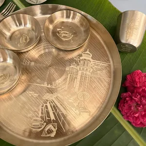 Service de table en laiton artisanal de qualité supérieure avec assiette thali, bols, cuillère et verre pour les dîners traditionnels indiens et les occasions festives - Product Image 2