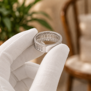 Bague de mariage en argent sterling 925 pour femme, coupe baguette, demi-alliance de fiançailles, diamant rond brillant, bague en moissanite - Product Image 6
