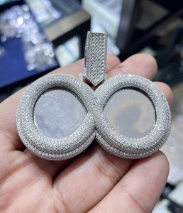 Pendentif en alliage plaqué argent numéro 8 avec micro-incrustation de strass en cristal, bijou tendance unisexe, cadeau de mode - Product Image 3