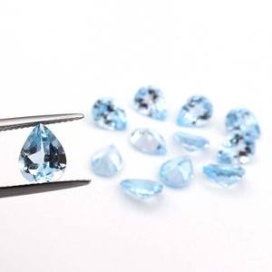 บลูโทแพซธรรมชาติทรงลูกแพร์เจียระไนแบบเหลี่ยม  ขนาดมาตรฐาน  พร้อมใบรับรอง  ไม่ผ่านการปรับแต่ง  พร้อมสำหรับการฝังในเครื่องประดับ - Product Image 3