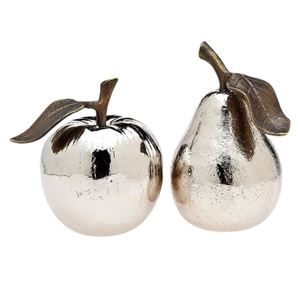 Ensemble de Décoration de Fruits en Métal Vintage de Luxe, Statues de Pomme, Poire et Banane en Bronze Antique, Sculpture Décorative de Table - Product Image 6