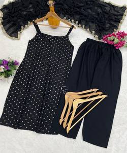 Ensemble haut-bas moderne en rayonne avec broderies métallisées et dupatta, tenue de fête, prix de gros, vêtement ethnique, tissage multicolore - Product Image 3