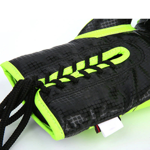 Guantes de Boxeo de Piel Sintética PU de Primera Calidad Hechos en Fábrica, Diseño de Dos Colores, Impresión de Logotipo Personalizado, Equipo Superior y Protección, Servicio OEM - Product Image 5