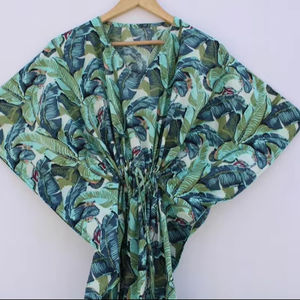 Robe Kaftan d'été décontractée en coton à imprimé floral tropical sans manches, paréo de plage pour femme, vêtement de détente Naaz Textile - Product Image 1