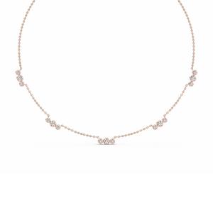 Collier élégant en or rose 9 carats avec diamants de laboratoire ronds, trio de pierres en grappe, 2,27 CTW - Product Image 2