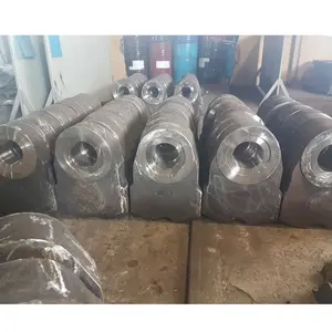Cast Iron Sustainable Hammer Heads Tailored for Heavy Construction & Mining Works Hammer Crusher Wear Parts Factory Price