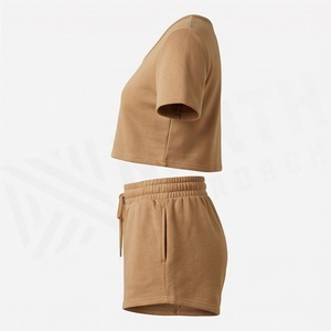 Conjunto de 2 Piezas para Mujer, Top Corto de Punto de Color Sólido y Pantalones Cortos por Encima de la Rodilla, Ropa Casual de Primavera/Verano - Product Image 3