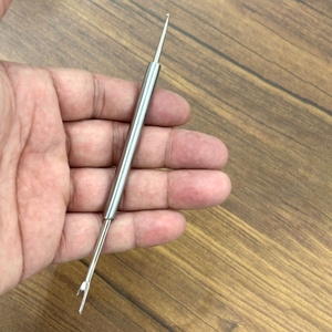 Outil de pose d'extensions capillaires : crochet en acier inoxydable de 5,5 pouces pour l'installation d'extensions à micro-anneaux - Product Image 6