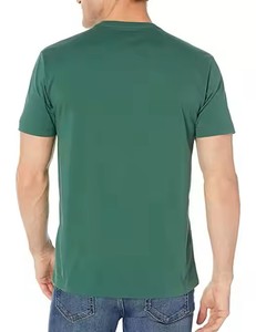 เสื้อยืดโอเวอร์ไซส์ผ้าคอตตอนและโพลีเอสเตอร์ถักแบบเรียบ ขนาดปกติ ผลิตตามสั่ง ขายส่ง คุณภาพดี สำหรับผู้ชาย ทำจากผ้าฝ้าย 100% - Product Image 5