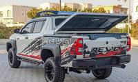 Toyota Land Hilux Special 4WD 2024 d'occasion, blanc, intérieur foncé, toit ouvrant, SUV, meilleur prix.