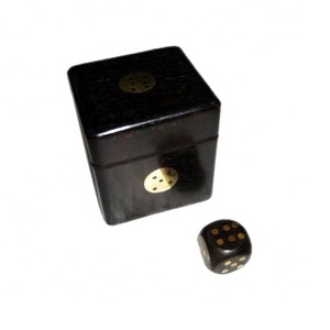 Dados de juegos de madera de alta calidad, diseño de incrustaciones de forma cuadrada, artículo decorativo para el hogar de madera de Sheesham pulida, artículo de lujo al por mayor - Product Image 4