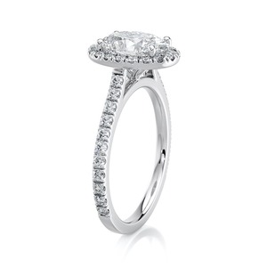 Bague de fiançailles ovale en diamant de laboratoire de 1,75 carat avec halo, en or blanc 14 carats, pavée, bijoux de mariée - Product Image 5