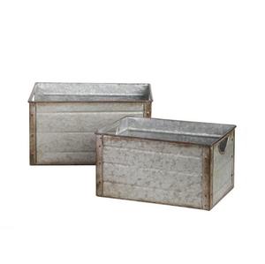 Jardinière galvanisée vintage tendance style français, effet rouillé, taille, forme et couleur personnalisables, pour usage en jardinage - Product Image 1