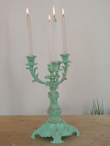 Candelabro Vintage de Aluminio de 5 Brazos, Portavelas Hecho a Mano, Decorativo, Estilo Antiguo, para San Valentín o Bodas - Product Image 2