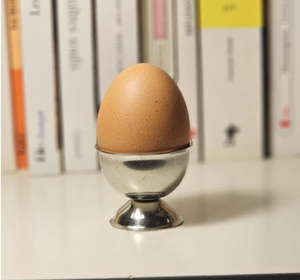 Ensemble de coupelles à œufs en acier inoxydable poli miroir argenté de haute qualité, pour hôtels, à prix abordable - Product Image 2