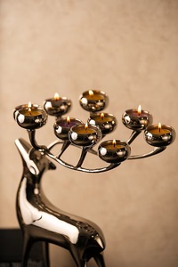 Porte-bougie renne en aluminium plaqué argent de qualité supérieure avec 6 bras, décoration de Noël, centre de table, figurine porte-bougie polie - Product Image 5