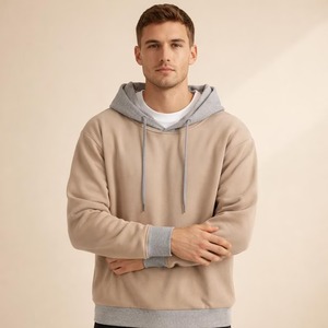 Sudadera con Capucha para Hombre, Color Beige con Ribete Gris, 100% Algodón Felpa, Corte Regular, Ropa Casual para Otoño - Product Image 1