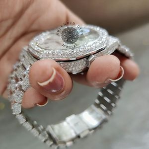 Splendide Montre Homme de Luxe à Quartz Analogique avec Mouvement ETA, Boîtier en Argent et Moissanite, Verre Saphir et Fermoir Déployant – Idéal pour un Cadeau - Product Image 5