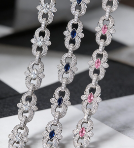 Collar de Cadena con Gema Rosa, Gargantilla de Eslabones en Tono Plateado, Collar con Colgante Floral para Hombres y Mujeres, Joyería para Fiestas - Product Image 2