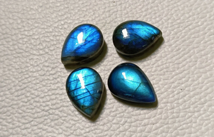 Cabujón de Labradorita Azul Flash en Forma de Pera de 13x18mm, Gema Suelta Pulida con Base Plana para Fabricación de Joyas, Lote Calibrado - Product Image 3