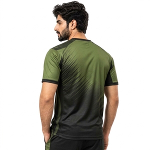 Camiseta de Fútbol Moderna, Confeccionada con Tela de Calidad y Ajuste Cómodo, Ofrece una Construcción Resistente y Costuras Impecables - Product Image 2