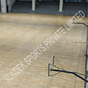 Revêtement de sol antidérapant pour terrain de basketball intérieur, surface sportive en bois - Product Image 1