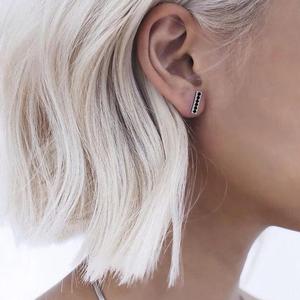 Pendientes de Barra Vertical de Moissanita Negra en Oro Sólido de 14k, Venta Directa de Fábrica, Joyería Geométrica Minimalista, Diseño Personalizado - Product Image 3