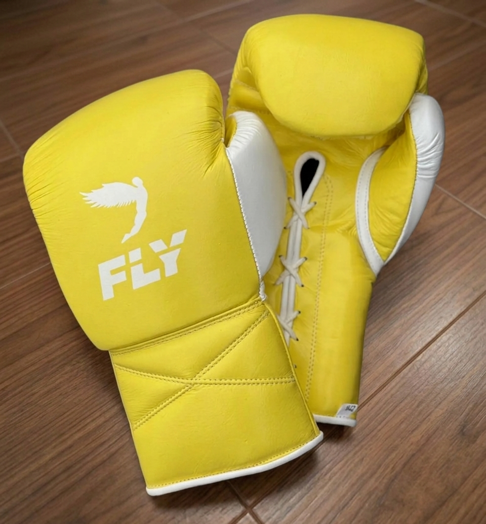 สีเหลือง