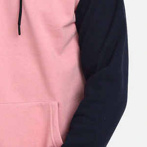 ซื้อเสื้อฮู้ดดี้น้ำหนักเบา ระบายอากาศได้ดีและเป็นมิตรกับผิว 250-280 GSM ทรงเข้ารูปสำหรับออกกำลังกาย บริการ OEM เสื้อฮู้ดดี้ผู้ชายแบบสวมหัว - Product Image 3