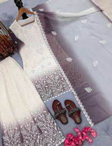 Salwar Kameez pakistanais bicolore avec Plazzo et Dupatta, blanc et violet, brodé, tenue de mariage traditionnelle pour femmes - Product Image 5