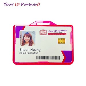 Porte-badge et accessoire rose à blocage RFID double face - Product Image 6
