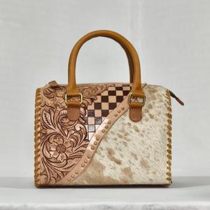 Sac de sport léger et imperméable en cuir véritable marron et blanc, fourrure, fait main, style mini Speedy, tendance 2026 - Product Image 1