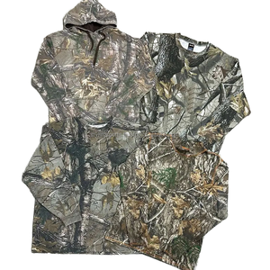 เสื้อฮู้ดดี้ล่าสัตว์ลายต้นไม้สำหรับผู้ชาย ขายส่ง ผลิตจากโพลีเอสเตอร์ 100% พิมพ์ลายแบบนูน ซับลิเมชั่น พร้อมปักลาย  ผ้าฟลีซสำหรับฤดูหนาว - Product Image 1