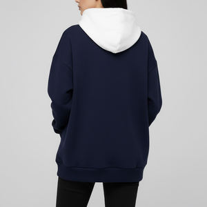 Sudadera con Capucha Oversize para Mujer a Precio Económico, Color Azul Marino y Blanco con Bloques de Color, Estampado de Llama, Manga Larga, Ropa Casual de Otoño - Product Image 5