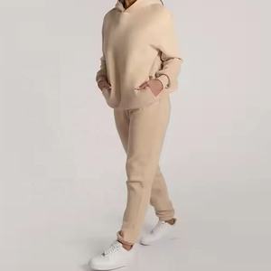 Ensemble de survêtement d'hiver deux pièces pour femmes 2025, de haute qualité, OEM, décontracté, respirant, manches longues, facile à porter et grande taille - Product Image 3