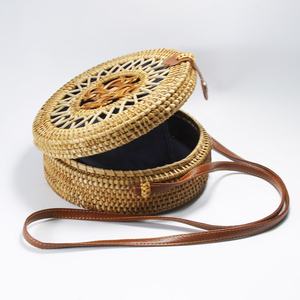 Sac à bandoulière en rotin 100% fait à la main pour femmes du fournisseur direct du Vietnam - Product Image 2