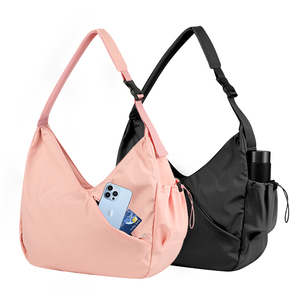 Sac à dos de voyage et de fitness moderne pour femmes, léger, avec séparation sec/humide, grande capacité, personnalisable avec logo sur mesure - Product Image 6
