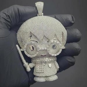 Colgante Premium de Personaje de Dibujos Animados con Diamantes de Moissanita y Cadena de Plata 925 - Product Image 1