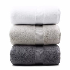 High GSM Luxury <b>Bath</b> <b>Towel</b> Soft Cotton Quick Dry Wholesale Hotel Collection OEM Custom Available White Cotton <b>Bath</b> <b>Towel</b> <b>Set</b> - Product Image 6