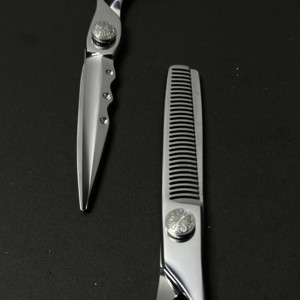 Ciseaux de barbier professionnels en acier inoxydable à haute teneur en carbone, pour droitiers, tranchants, avec impression de logo personnalisée, haute qualité - Product Image 2