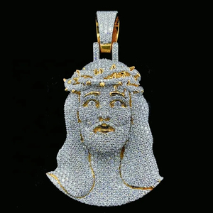 Pendentif Visage de Jésus en Argent Plaqué Or 18K avec Moissanite VVS Couleur D, Style Hip Hop Luxe Personnalisé pour Hommes - Product Image 1