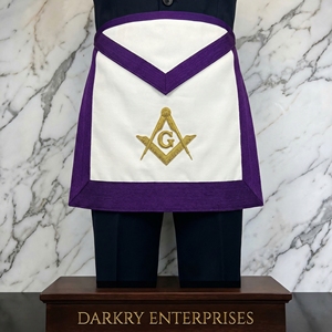 Delantal Masónico Personalizado para Maestro Masón, Tela Blanca, Borde de Cinta Azul y Dorada, Bordado con Hilo de Oro, Compás Cuadrado, Regalia de Logia - Product Image 2