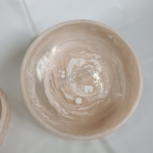 Tazón de Resina de Color Vainilla Hecho a Mano, Ecológico, de Grado Alimenticio, con Patrón en Espiral, Clásico para la Mesa de Cocina, para Frutas y Ensaladas - Product Image 1