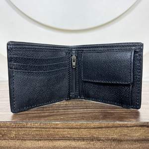 Nouvel arrivage Portefeuille de luxe en cuir véritable portable à blocage RFID Portefeuille à perles à deux volets en cuir véritable de haute qualité pour hommes - Product Image 6
