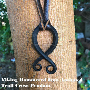 Collier pendentif Viking croix Troll forgé à la main fabriqué par KS ENTERPRISES fer forgé médiéval sans collier torsadé - Product Image 4