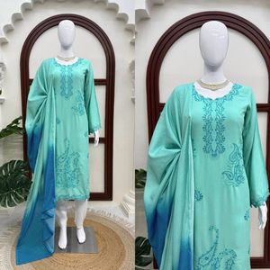 Ensemble Anarkali en tissu Reyon lourd brodé avec pantalon en micro-coton et dupatta en coton moulti-couleurs, entièrement cousu, idéal pour les fêtes - Product Image 2