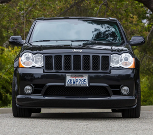 PRÊT À CONDUIRE - VÉHICULE D'OCCASION À VOLANT À GAUCHE |   Conduite à droite |   JEEP GRAND CHEROKEE SRT8 2010, 29 000 MILES - Product Image 1