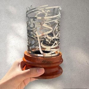 Porta incienso de madera artesanal, Mabkhara árabe de lujo con tapa de diseño metálico para Ramadán, Eid y celebraciones islámicas. - Product Image 1