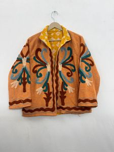 Chaqueta de Invierno Gruesa para Mujer, Estilo Bohemio Suzani, de Algodón Naranja, Bordada, Resistente al Viento, con Cuello Mandarín y Estampado Floral - Product Image 1