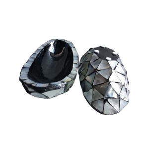 BEAUTY M.O.P BOWL-ชามฝังมุกสำหรับคุณแม่,สินค้าแฮนด์เมดสีธรรมชาติสำหรับแต่งบ้านจากเวียดนาม - Product Image 1